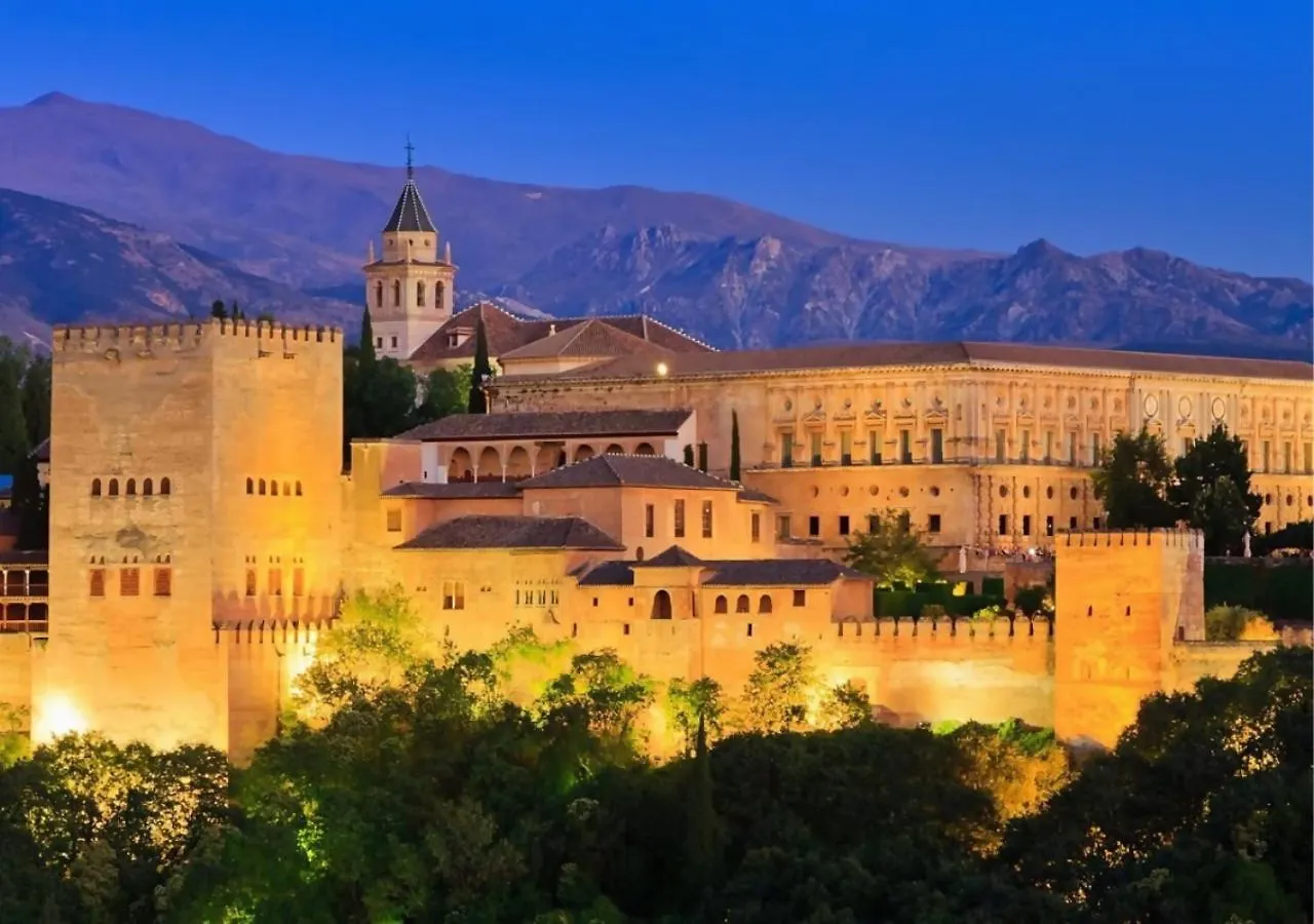 Familiar Y Luminoso Piso 145 M2 Cerca P Congresos Lägenhet Granada
