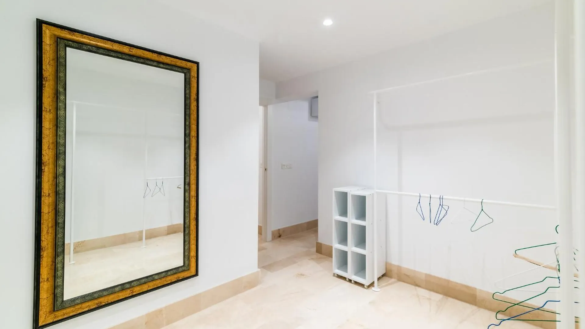 Familiar Y Luminoso Piso 145 M2 Cerca P Congresos Apartment Granada Spain