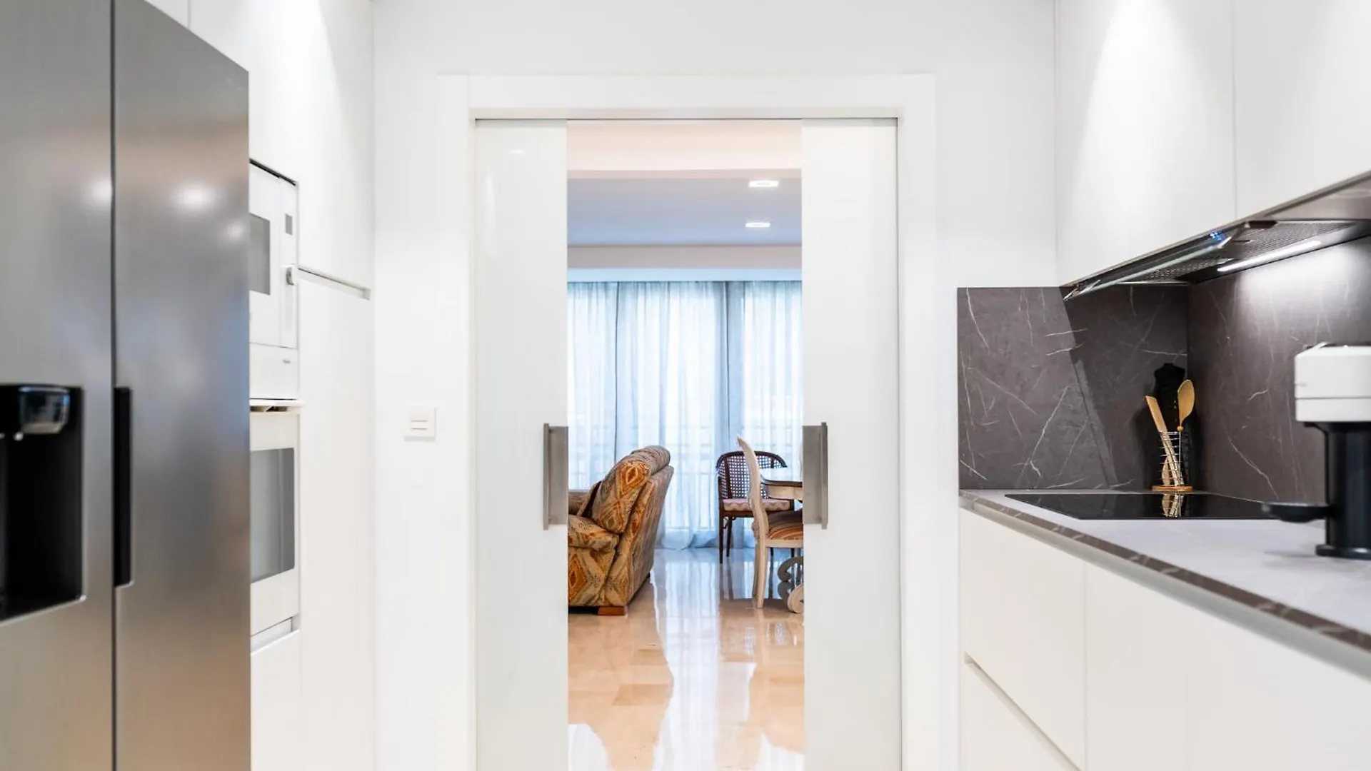 Familiar Y Luminoso Piso 145 M2 Cerca P Congresos Apartment Granada Spain